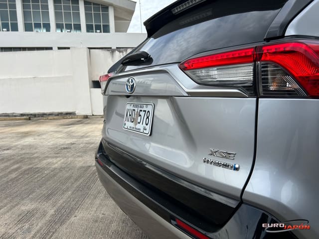 TOYOTA RAV4 AWD HYBRID XSE 2023