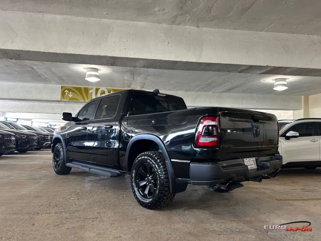 DODGE RAM 1500 4WD V8 REBEL 2022