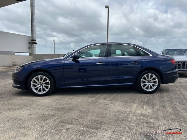 Audi A4 Premium Plus 2022