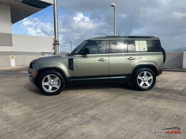 2020 Land Rover Defender SE
