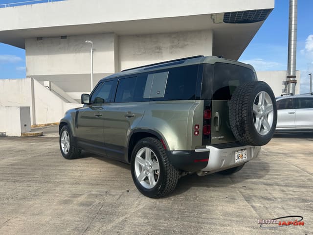 2020 Land Rover Defender SE
