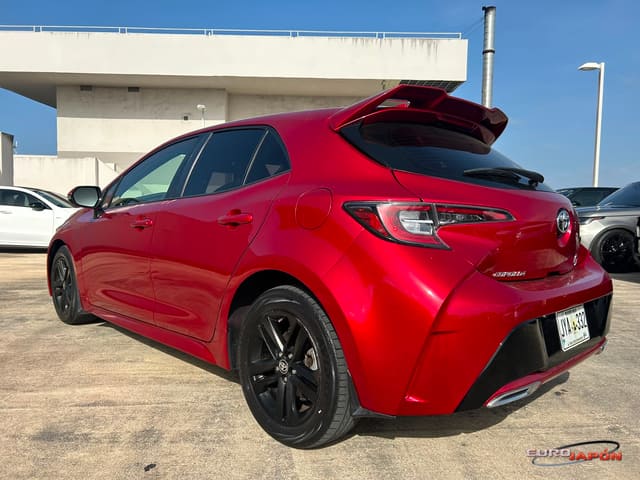 2022 Toyota Corolla Hatchback SE