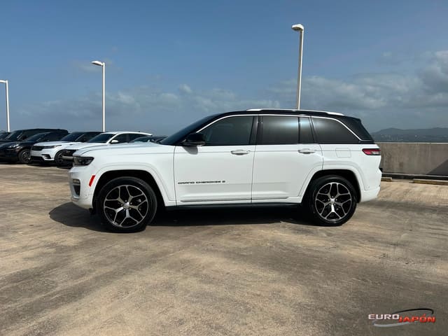 2023 Jeep Grand Cherokee Summit Reserve
