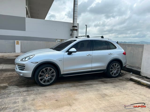 2014 PORSCHE CAYENNE V6 DIESEL PLATINUM