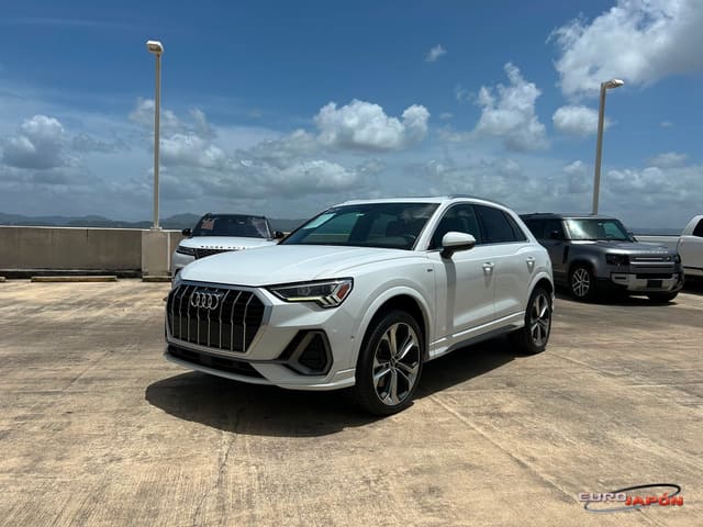 2021 Audi Q3 S line Premium Plus