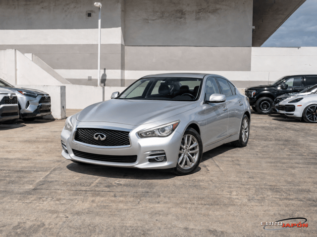 2016 Infiniti Q50 2.0t Base