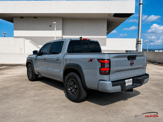 2022 Nissan Frontier S
