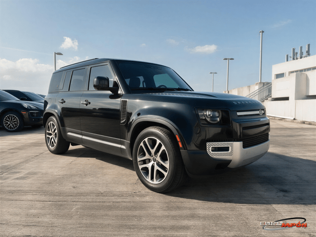 2020 Land Rover Defender SE