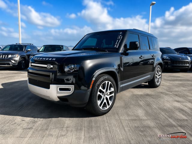 2020 Land Rover Defender SE