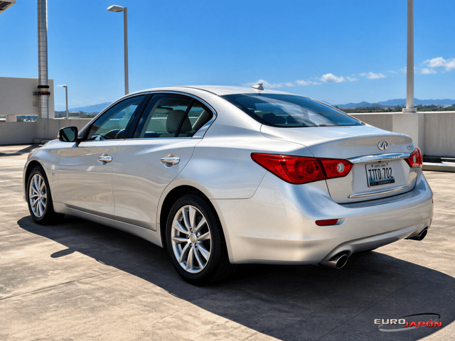 2016 Infiniti Q50 2.0t Base