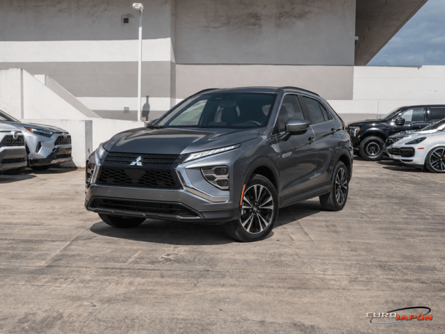 2025 Mitsubishi ECLIPSE CROSS ES