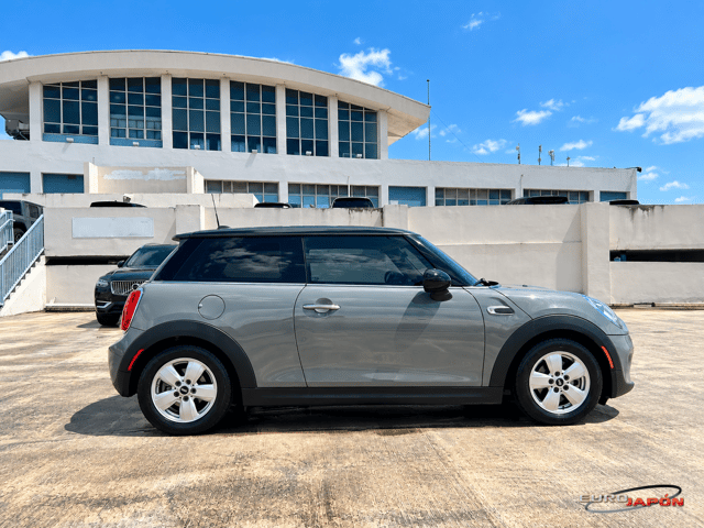 2017 MINI Hardtop 2 Door Cooper