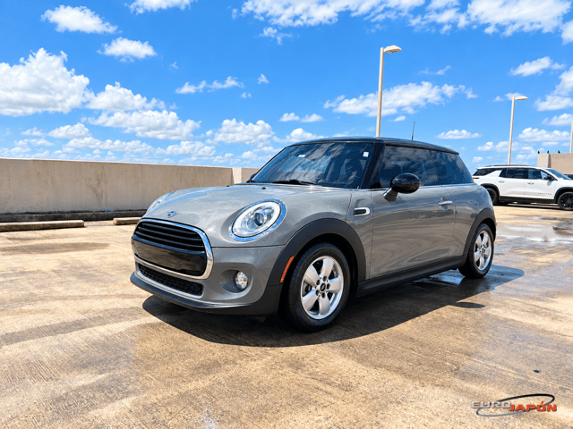 2017 MINI Hardtop 2 Door Cooper
