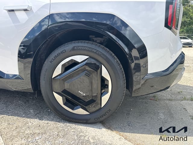 2025 Kia EV9 Land