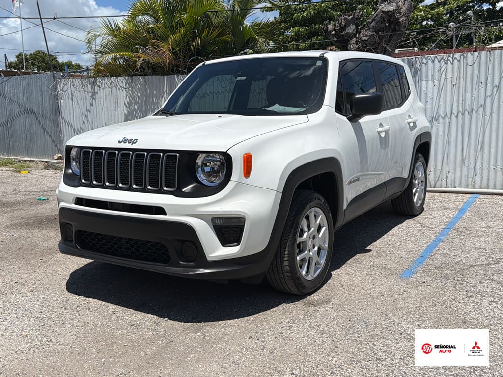 2023 Jeep Renegade Latitude 4x4's photo