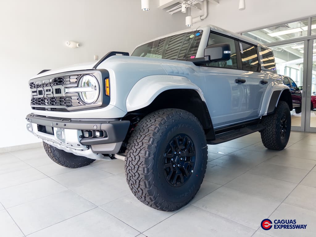 2026 Ford Bronco Raptor 4x4's photo