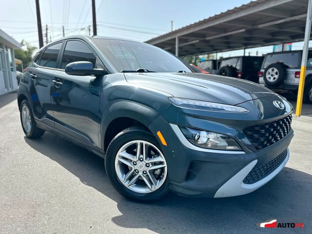 2022 Hyundai Kona SE
