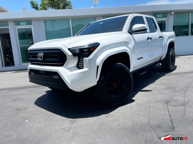 2024 Toyota Tacoma 4WD SR