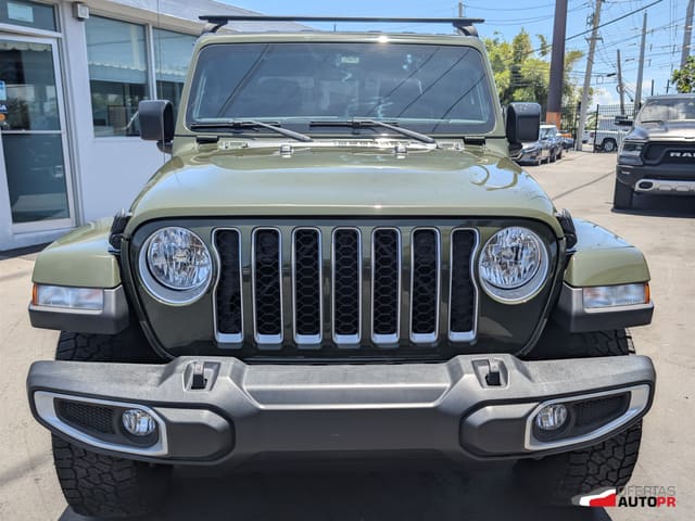 2023 Jeep Gladiator Overland