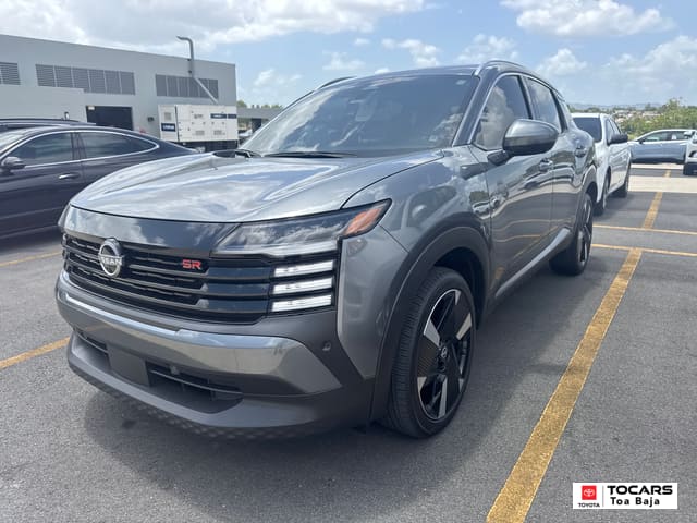 2025 Nissan Kicks SR