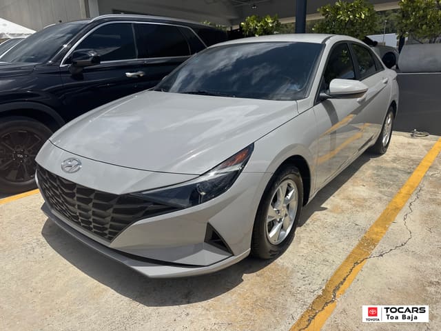 2023 Hyundai Elantra SE