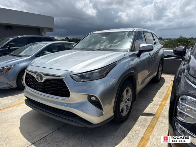2020 Toyota Highlander LE