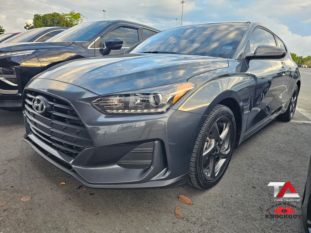2020 Hyundai Veloster's photo
