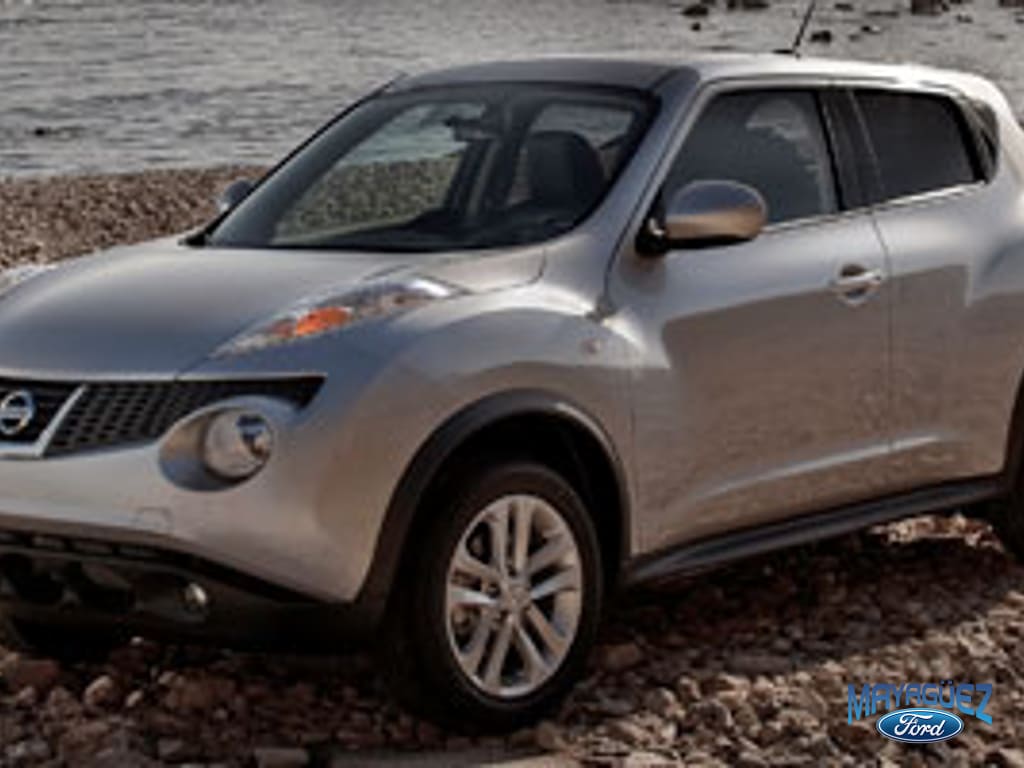 2011 Nissan JUKE SV's photo