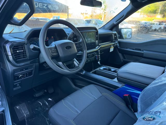 Ford F-150 STX 2025