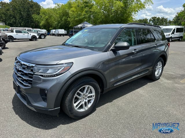 Ford Explorer Active 2025