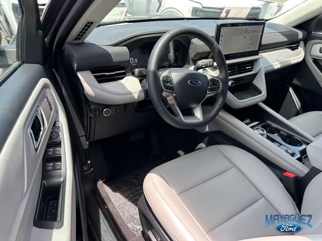 Ford Explorer Active 2025