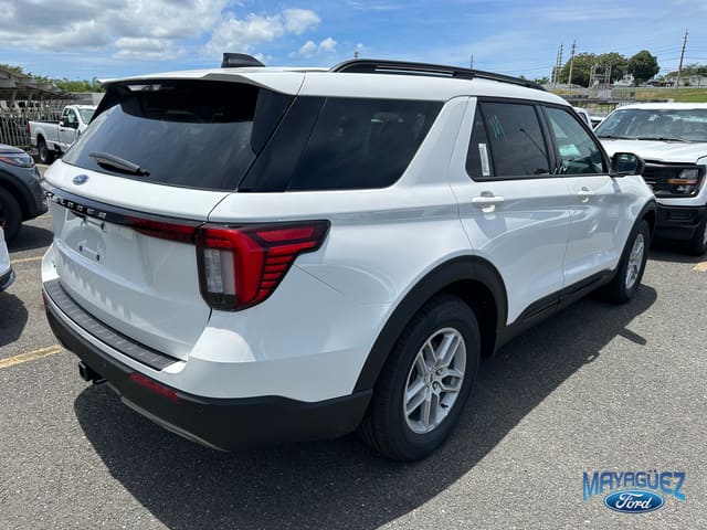 Ford Explorer Active w/100A Pkg 2026
