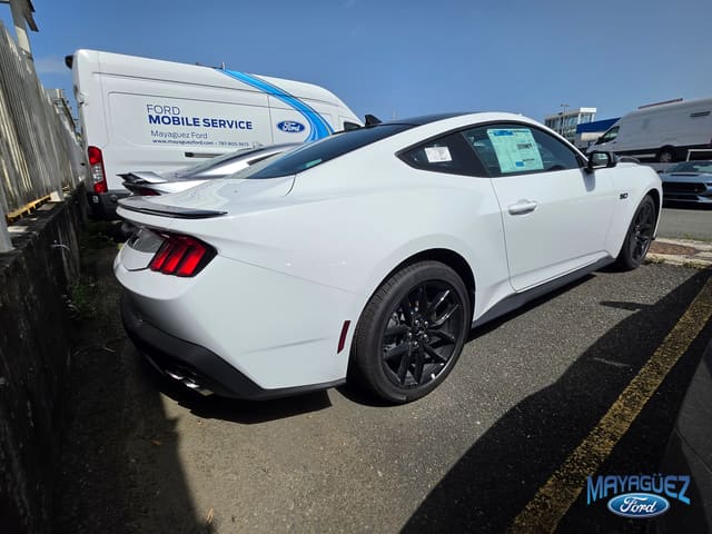 Ford Mustang GT 2026