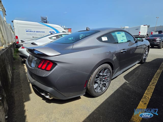 Ford Mustang GT 2026