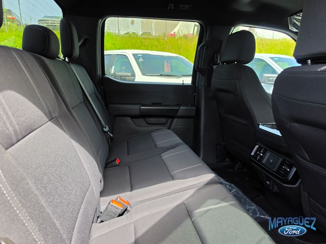 Ford F-150 STX 2026