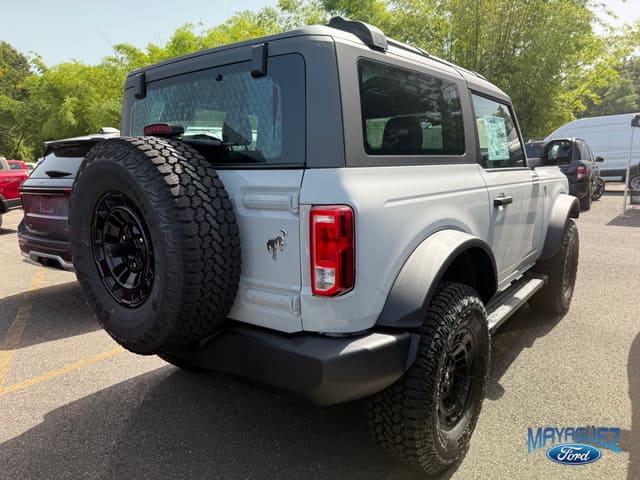 Ford Bronco Base 2026