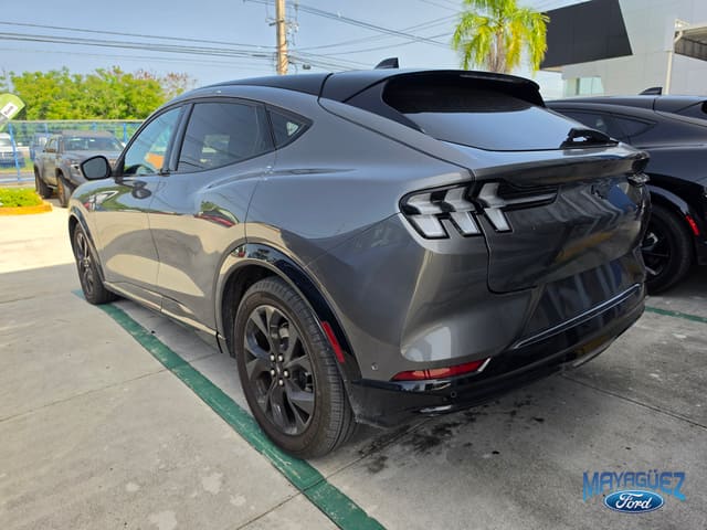 Ford Mustang Mach-E Premium 2023