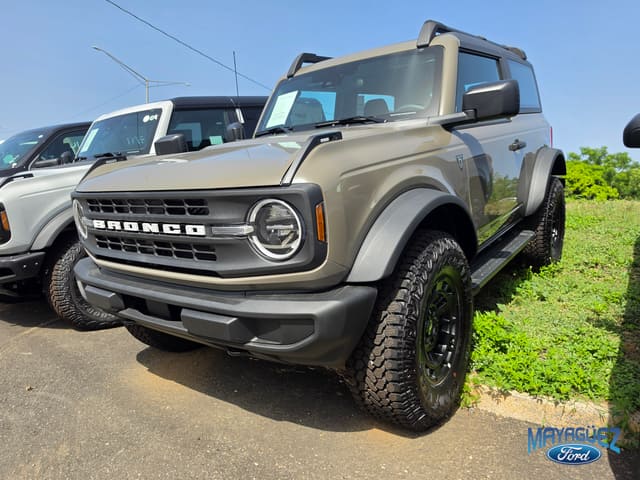 Ford Bronco Base 2026