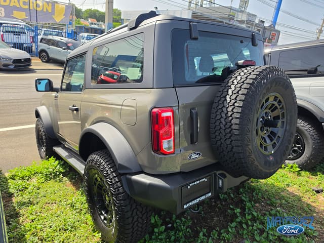 Ford Bronco Base 2026