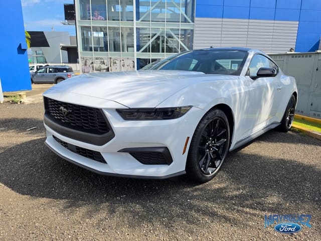 Ford Mustang EcoBoost 2026