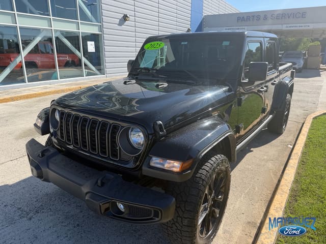 Jeep Gladiator Nighthawk 2025