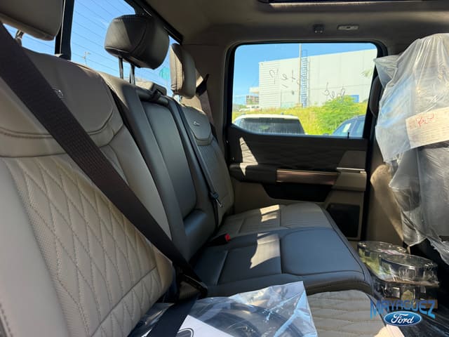 Ford Super Duty F-250 SRW XL 2027
