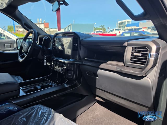 Ford F-150 STX 2026