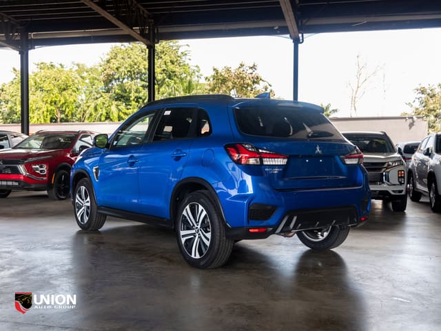 Mitsubishi Outlander Sport 2024