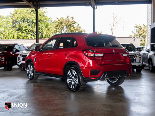 Mitsubishi Outlander Sport 2025