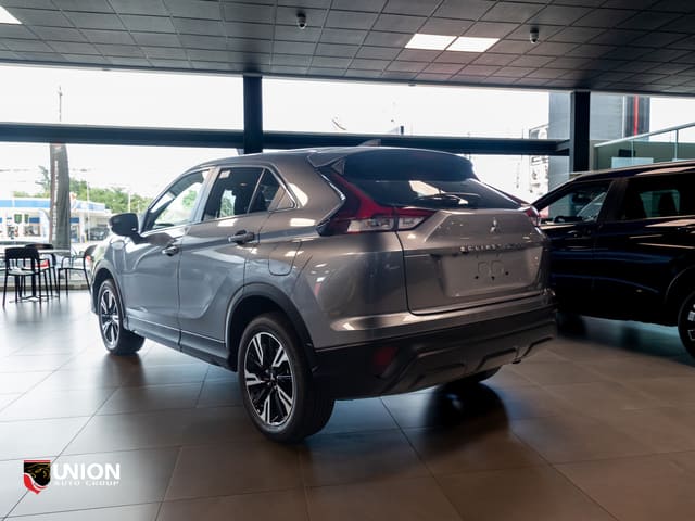 2026 Mitsubishi ECLIPSE CROSS LE
