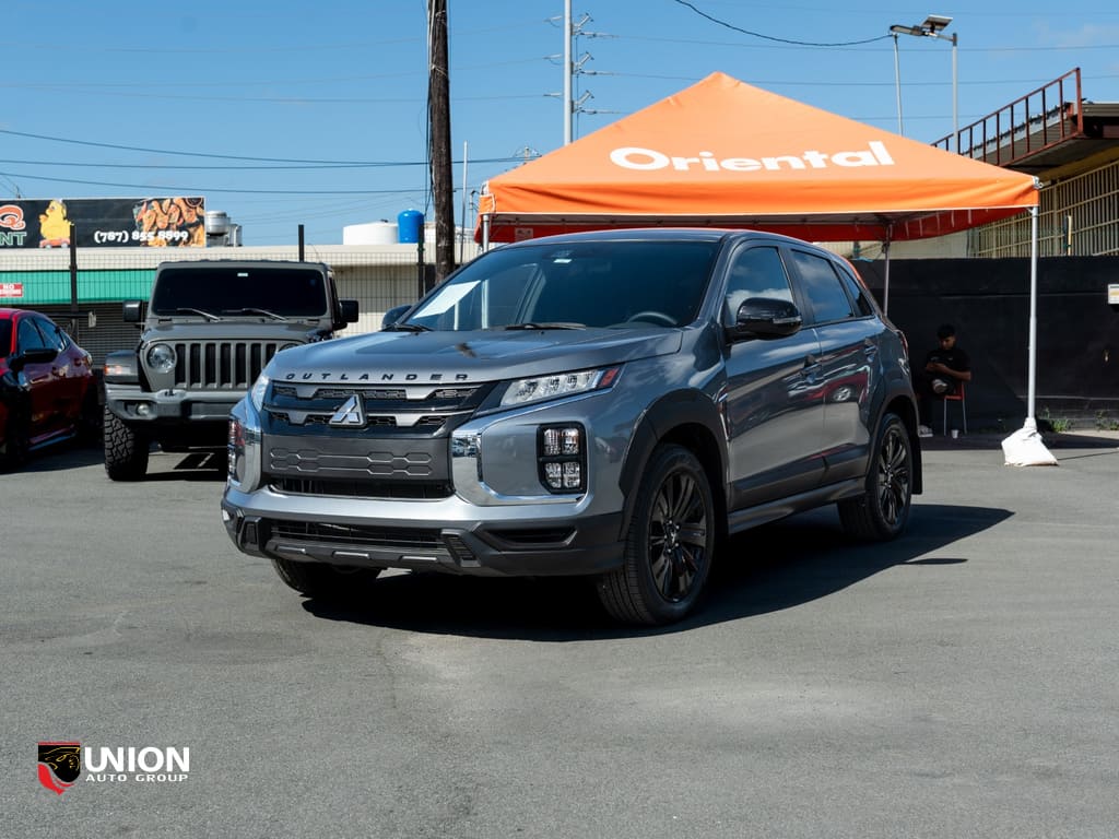2025 Mitsubishi Outlander Sport's photo
