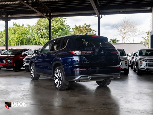 2024 Mitsubishi Outlander