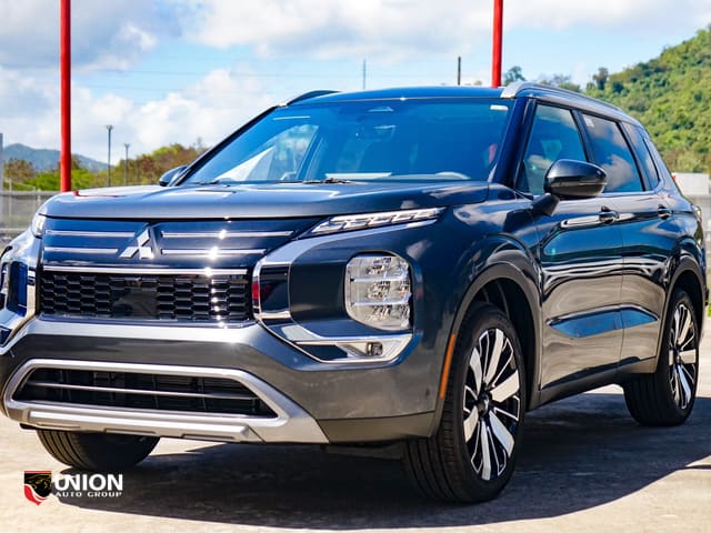 2025 Mitsubishi Outlander Plug-In Hybrid SE