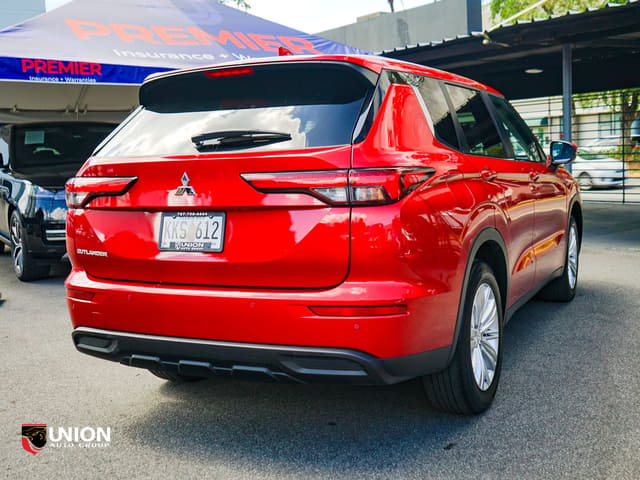 2026 Mitsubishi Outlander ES